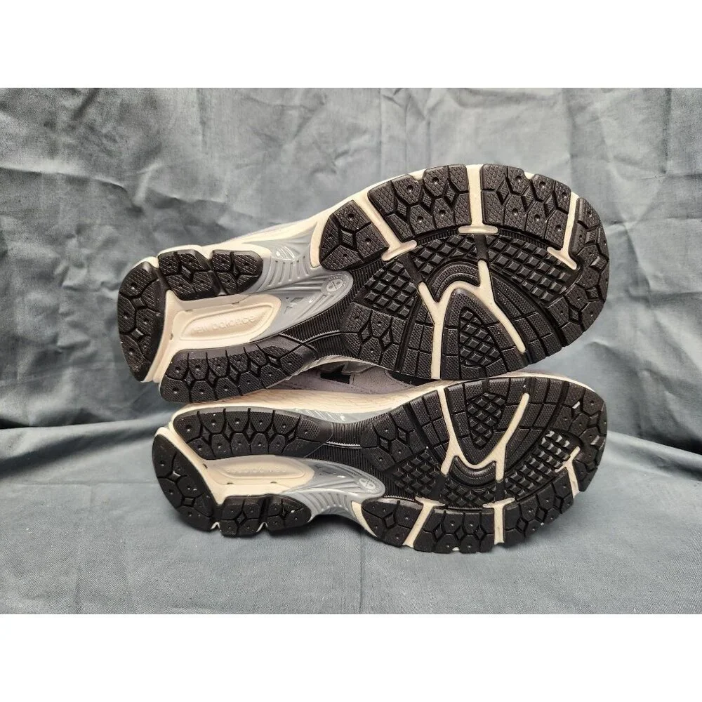 New Balance Boys 2002 Sneakers GC2002ST Suede Grey Size 6 NEW IN BOX! - Picture 11 of 11